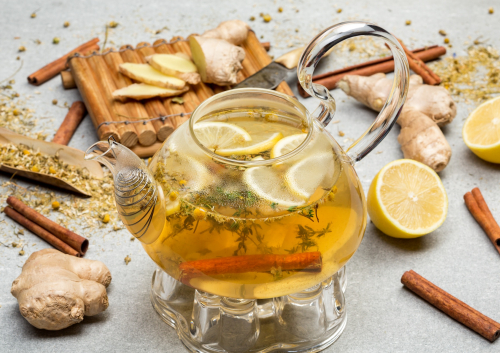 Фирменный чай, чайник 