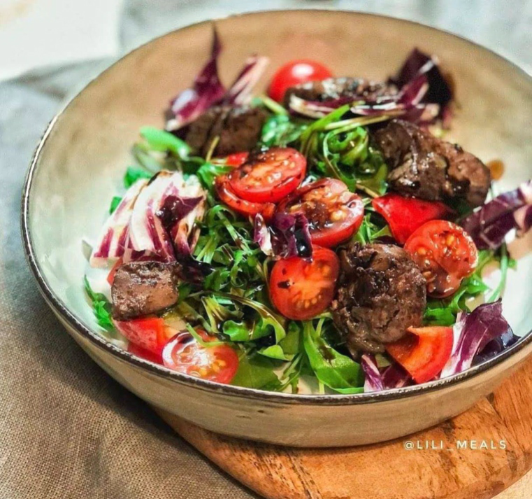 Салат из говяжей печени 