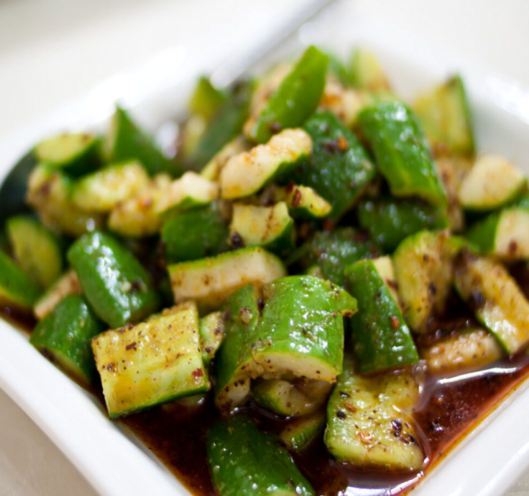 Огурцы с индийским орехом 